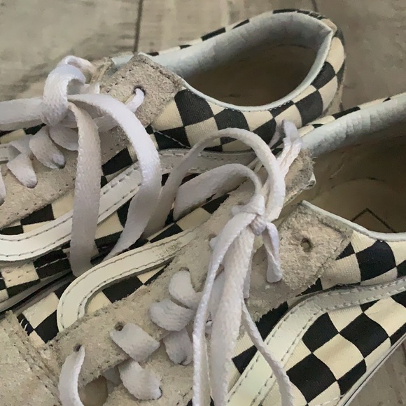 Checkered vans - Picture 3 of 7
